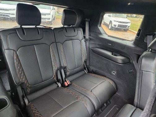 2023 Jeep Grand Cherokee L Summit