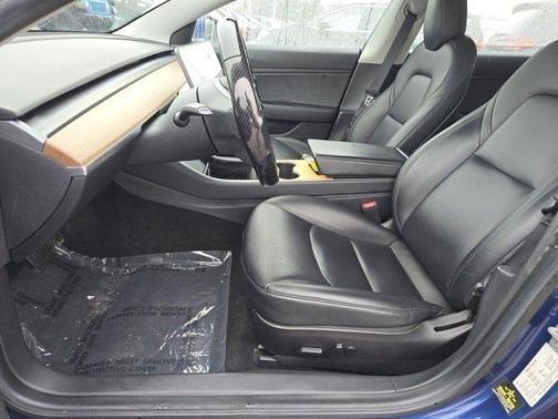 2020 Tesla Model 3 Performance