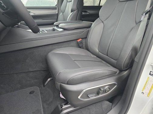 2026 Jeep Grand Wagoneer L Limited Reserve