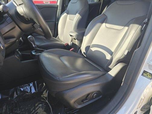 2023 Jeep Renegade Limited