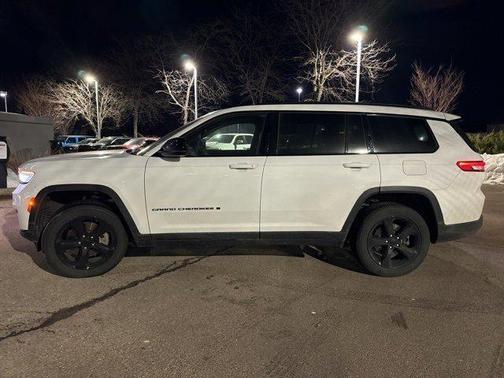 2023 Jeep Grand Cherokee L Altitude