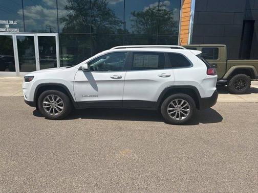 2021 Jeep Cherokee Latitude Lux