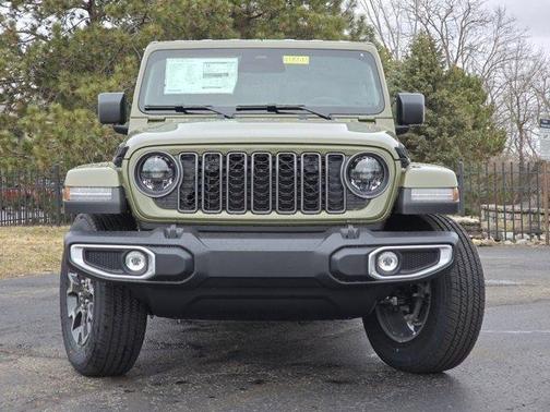 2026 Jeep Gladiator Sahara