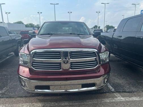 Delmonico Red Pearlcoat 2018 RAM 1500 Big Horn