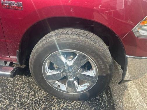 Delmonico Red Pearlcoat 2018 RAM 1500 Big Horn
