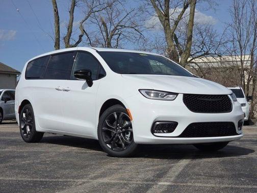 2026 Chrysler Pacifica L