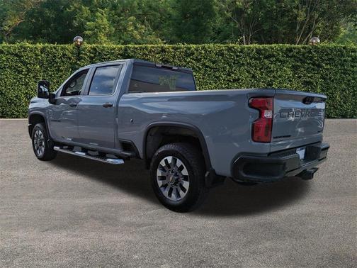 2024 Chevrolet Silverado 2500 Custom