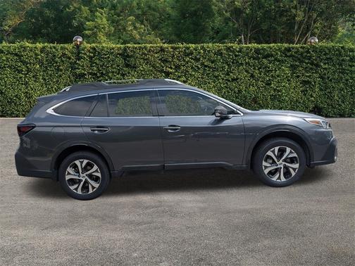 2022 Subaru Outback Touring