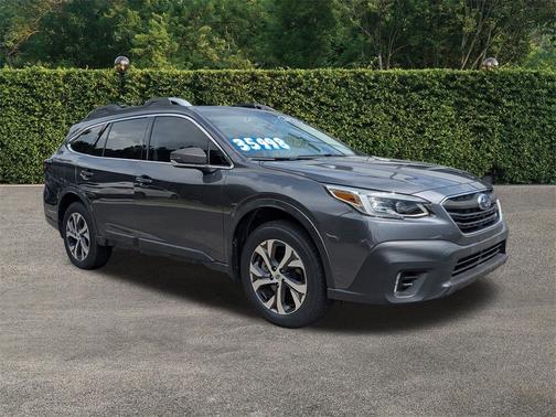 2022 Subaru Outback Touring