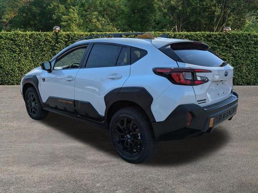 Crystal White Pearl 2026 Subaru Crosstrek Wilderness