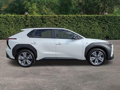 2024 Subaru Solterra Limited