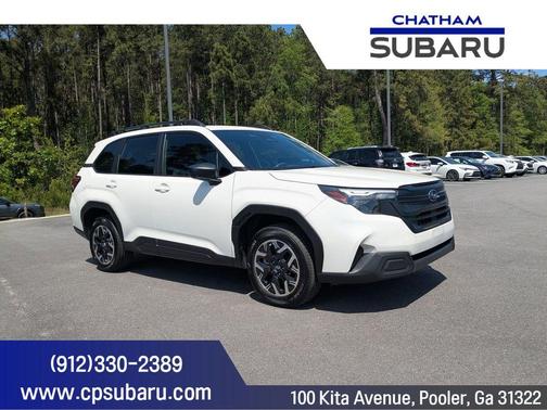 Crystal White Pearl 2025 Subaru Forester