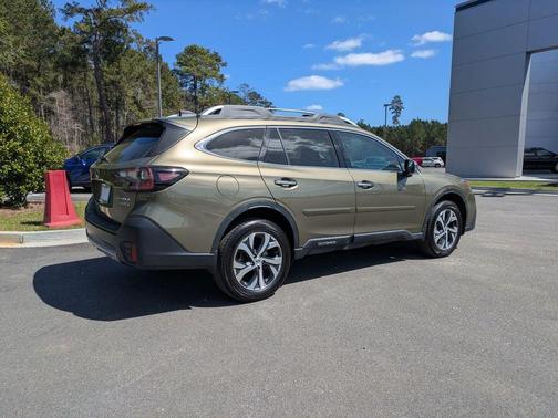 2021 Subaru Outback Touring