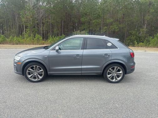 2016 Audi Q3 2.0T Prestige
