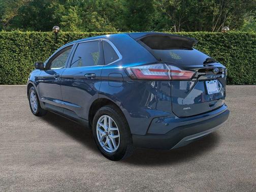 Blue Metallic 2023 Ford Edge SEL