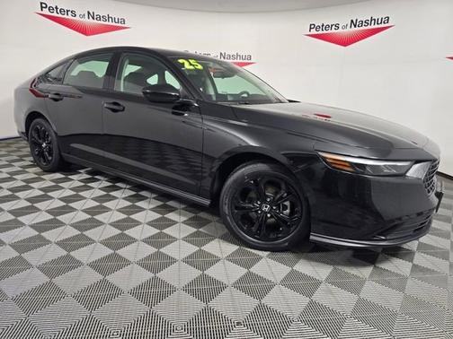 Crystal Black Pearl 2025 Honda Accord