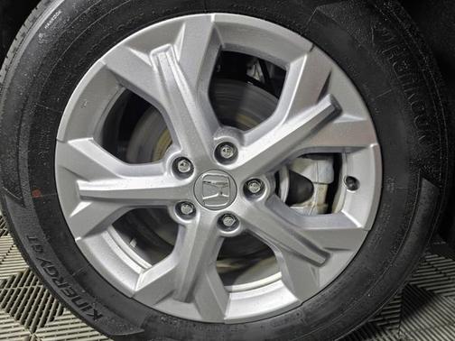 Lunar Silver Metallic 2024 Honda HR-V