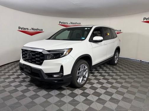Platinum White Pearl 2024 Honda Passport
