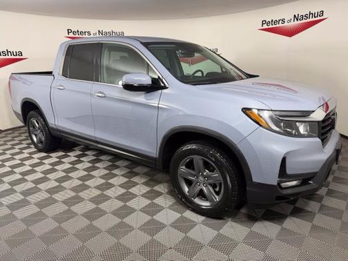 Sonic Gray Pearl 2023 Honda Ridgeline