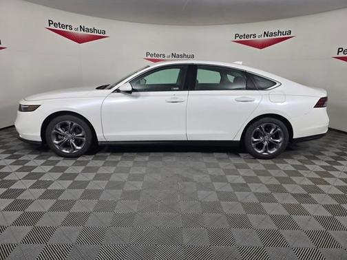 Platinum White Pearl 2024 Honda Accord