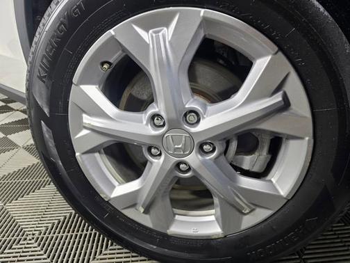 Platinum White Pearl 2023 Honda HR-V