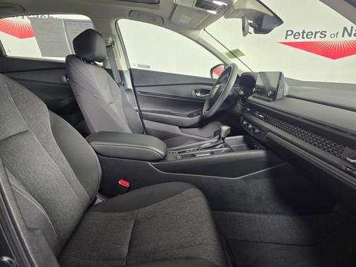 Meteorite Gray Metallic 2025 Honda Accord