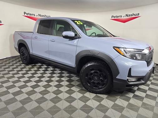 Sonic Gray Pearl 2025 Honda Ridgeline