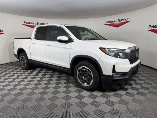 Platinum White Pearl 2024 Honda Ridgeline