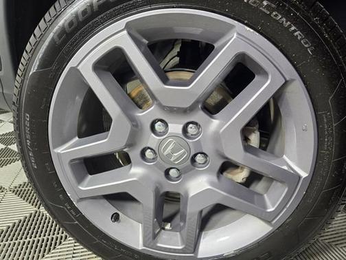 Crystal Black Pearl 2023 Honda Passport