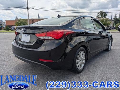 2014 Hyundai ELANTRA SE