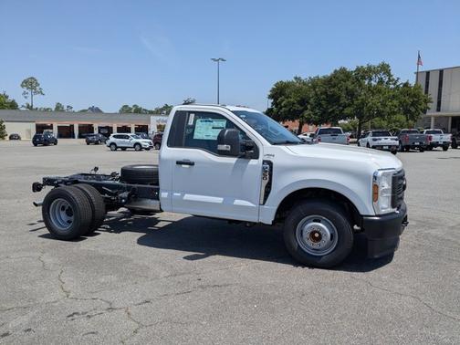 2025 Ford F-350 XL