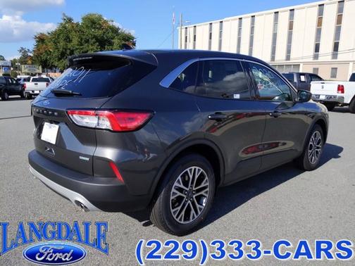 2020 Ford Escape SE