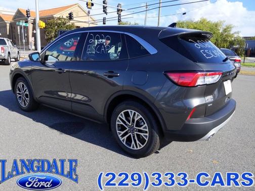 2020 Ford Escape SE