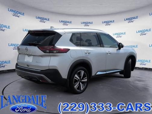 2022 Nissan Rogue SL