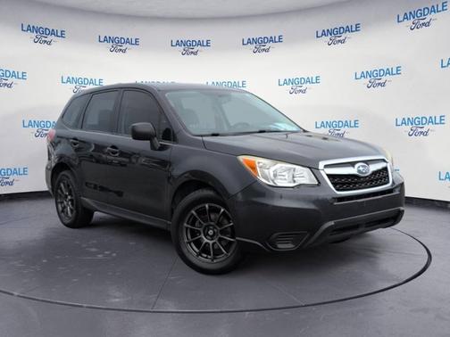 Dark Gray Metallic 2015 Subaru Forester 2.5i