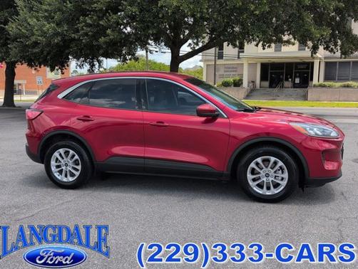 2020 Ford Escape SE