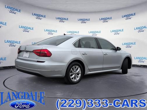 2016 Volkswagen Passat 1.8T S