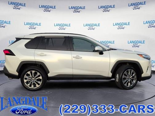 2022 Toyota RAV4 XLE Premium