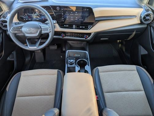 Green 2026 Chevrolet Equinox AWD ACTIV