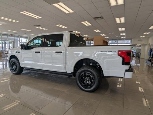 2025 Ford F-150 Lightning XLT