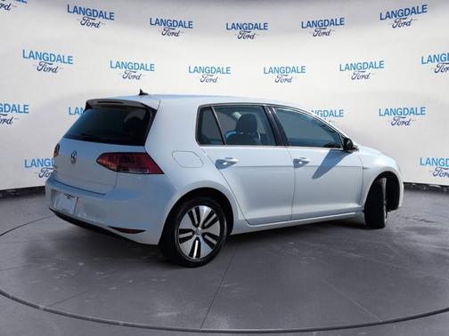 2016 Volkswagen e-Golf SE