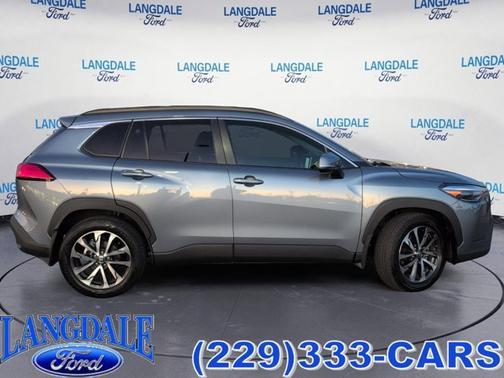 2023 Toyota Corolla Cross XLE