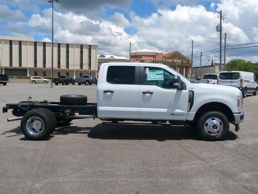2025 Ford F-350 XL
