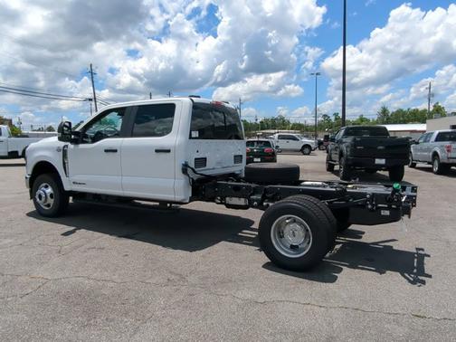 2025 Ford F-350 XL