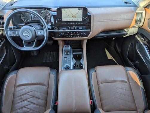 2022 Nissan Pathfinder Platinum