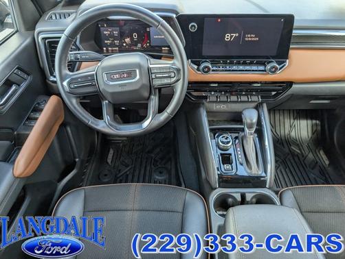 2024 GMC Canyon 4WD AT4