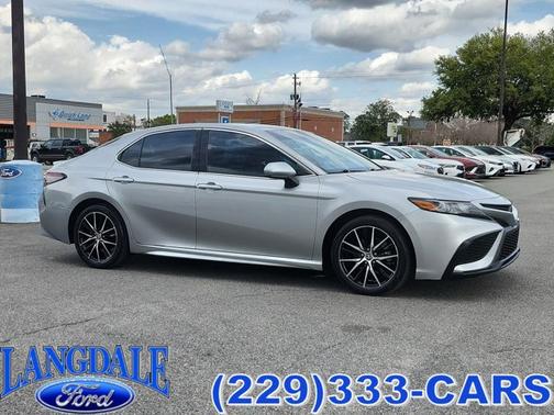 2021 Toyota Camry SE