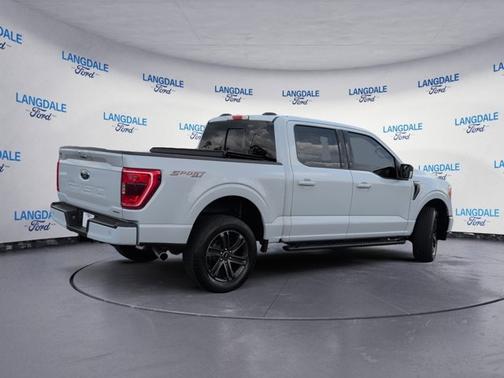 Space White Metallic 2022 Ford F-150 XLT