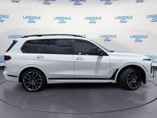 Alpine White 2025 BMW X7 M60i