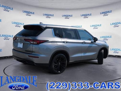 2023 Mitsubishi Outlander SE Black Edition